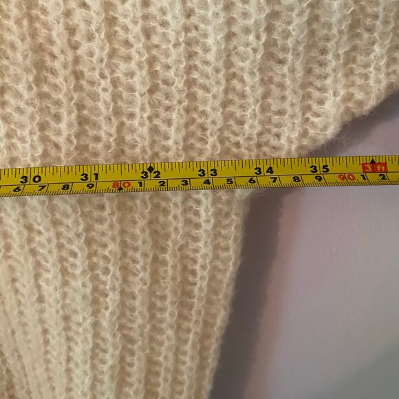 Free People Women Small Moonbeam Cream Alpaca Lighweight V-neck Pullover Sweater - Picture 7 of 9